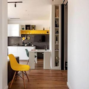 Carulli Suite Design